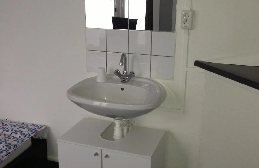 Budgethotel De Zwaan-1