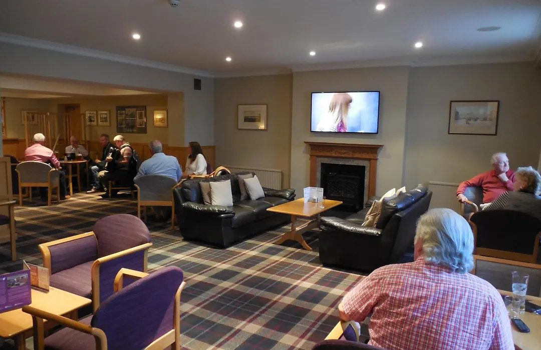 Cross Keys Hotel, Kelso-1