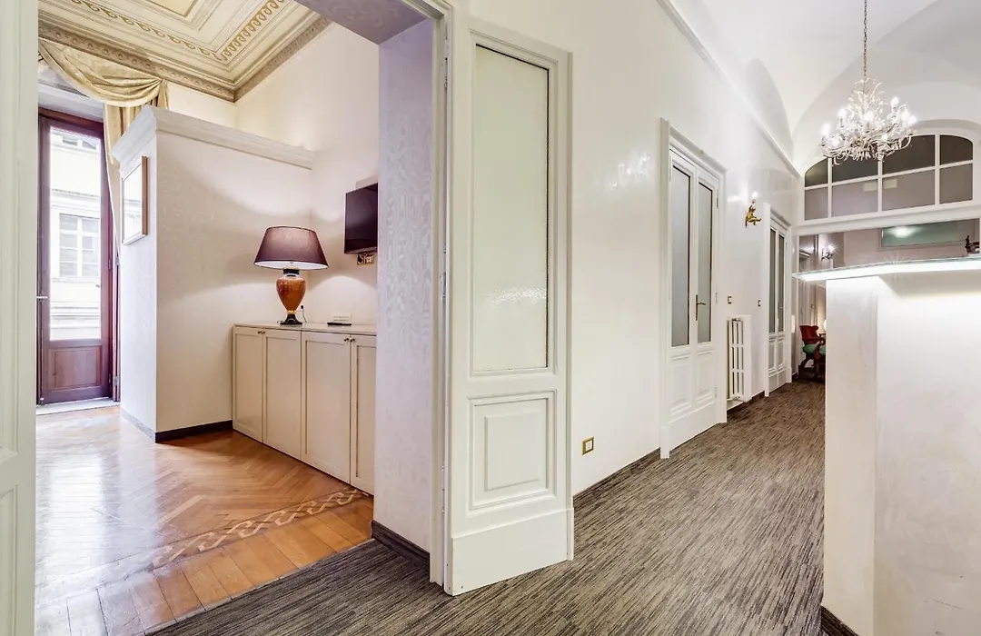 Affreschi Su Roma Luxury B&B-1