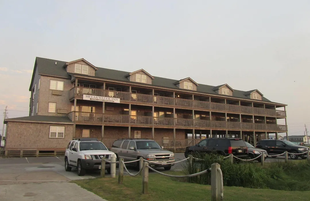 Breakwater Inn-1