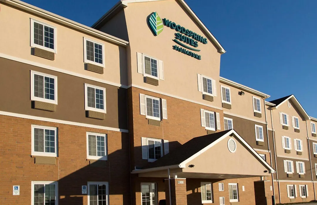 Woodspring Suites Broken Arrow-1