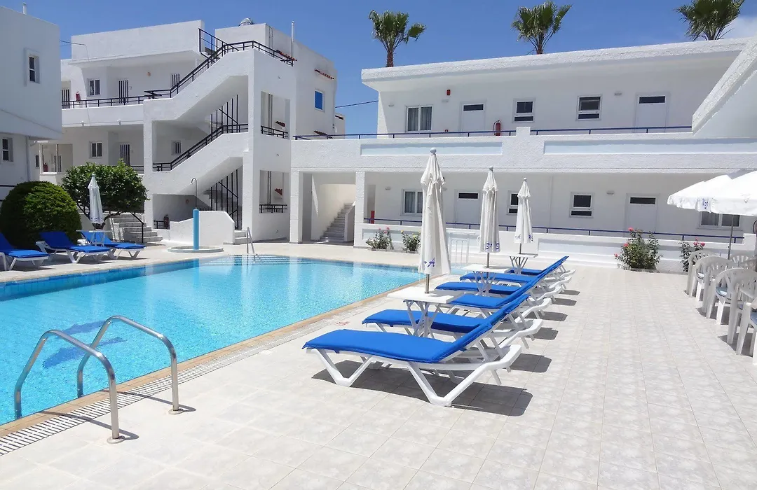 Michalis Studios & Apartments-1