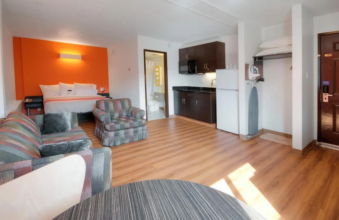 Motel 6-Lethbridge, Ab-1