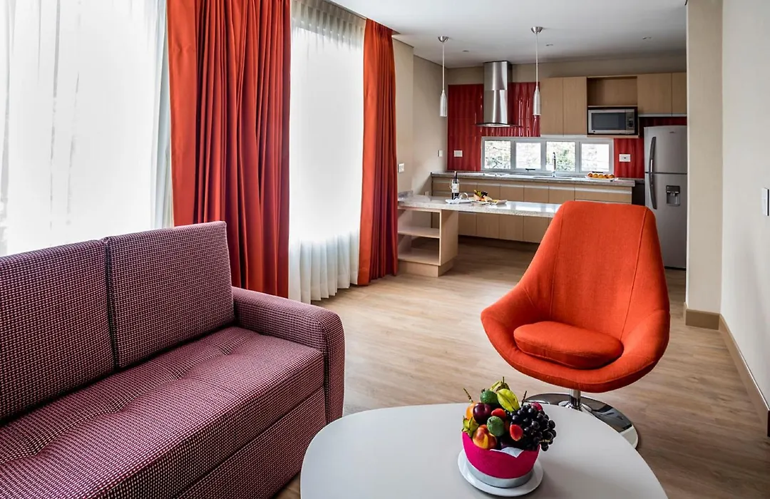 Hotel Plaza Suites-1