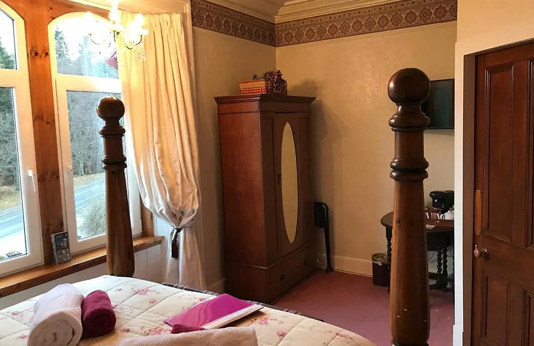 Rossmor Bed & Breakfast-1