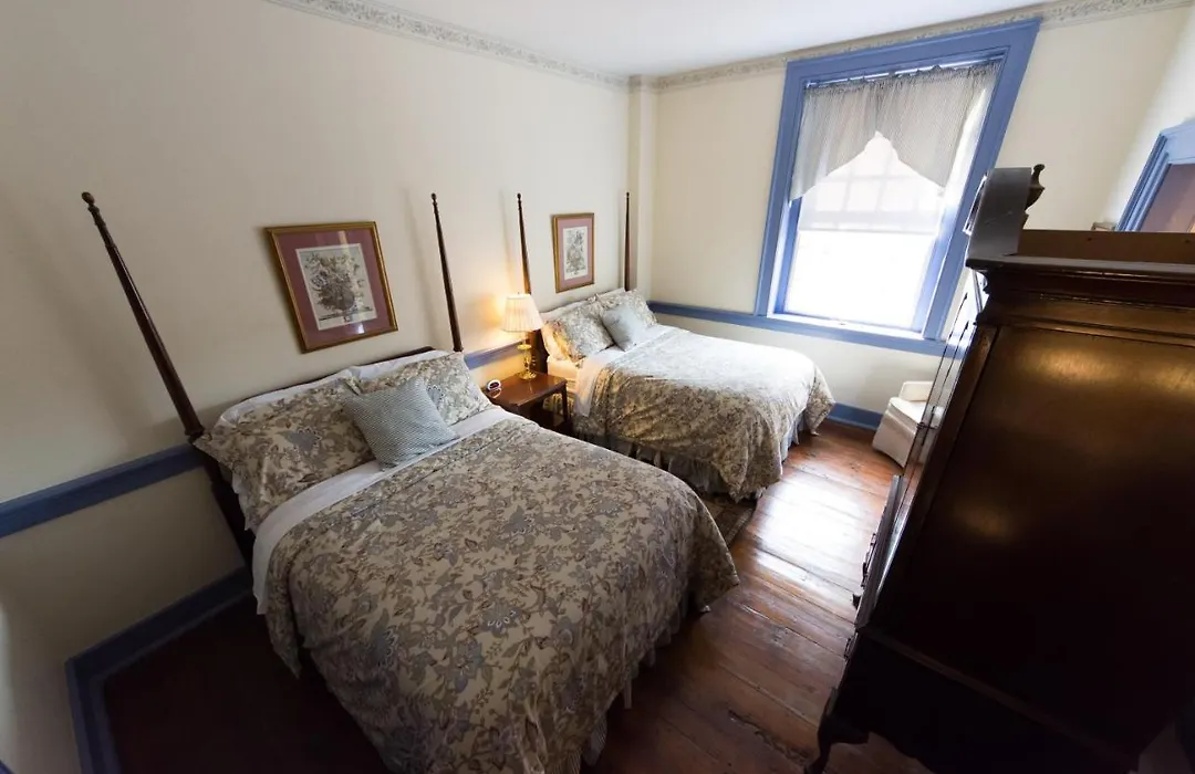 Thomas Bond House Bed And Breakfast-1