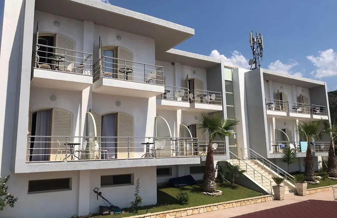 Royal Blue Hotel-1