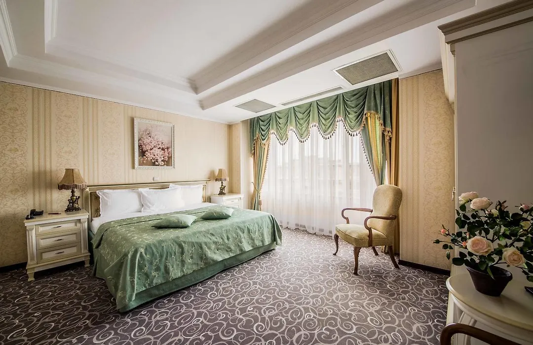 Hotel Minsk-1