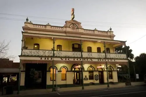 The Victoria Hotel Rutherglen-1