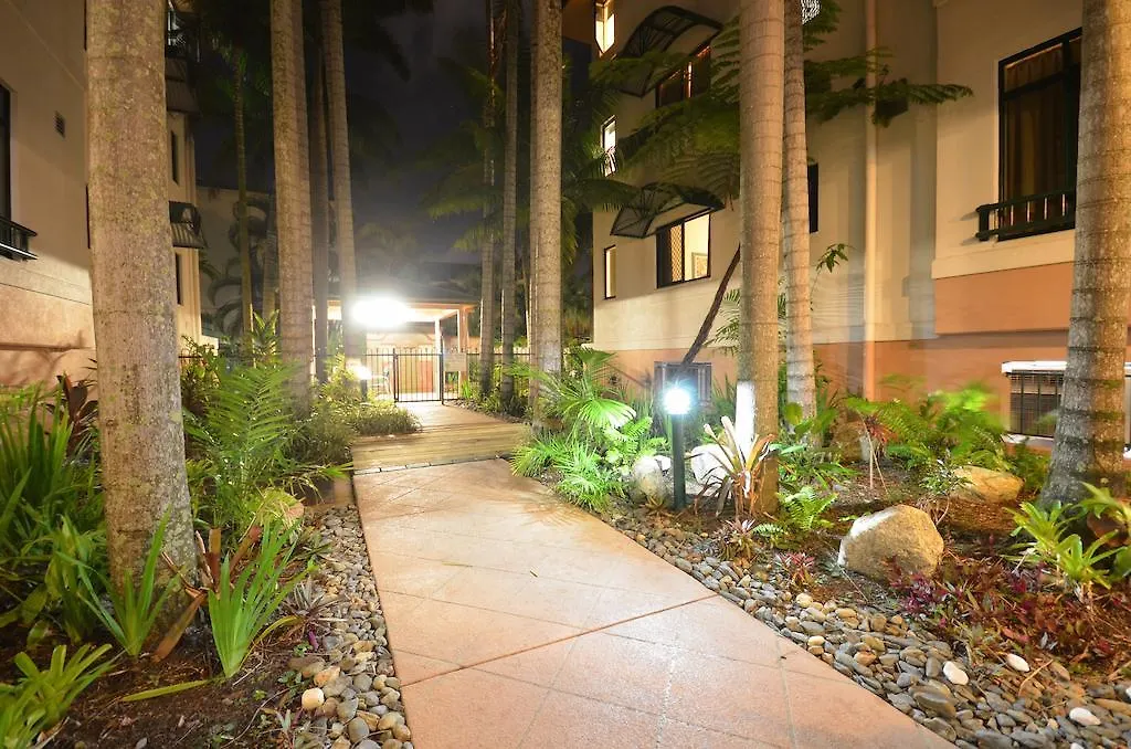 Grosvenor In Cairns-1