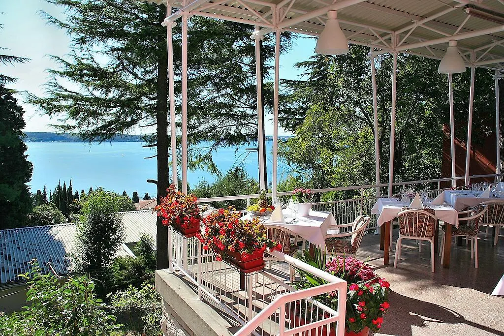 Maestral Residence-1