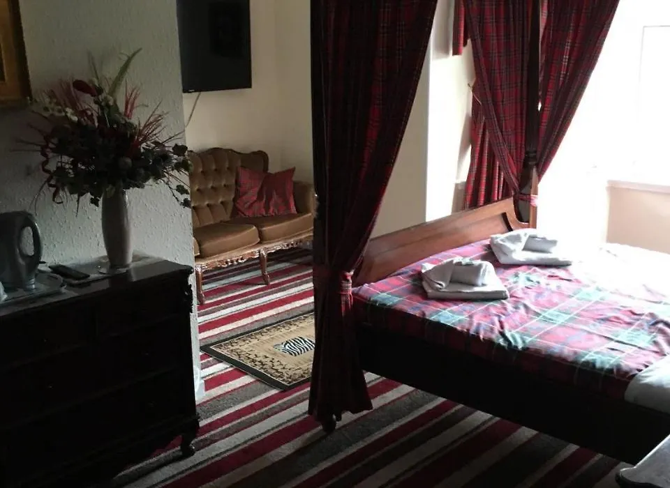 Strathpeffer Hotel-1