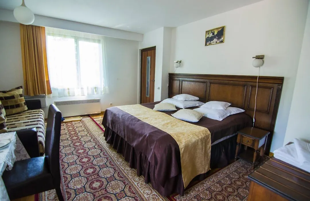 Casa Medievala Bran-1