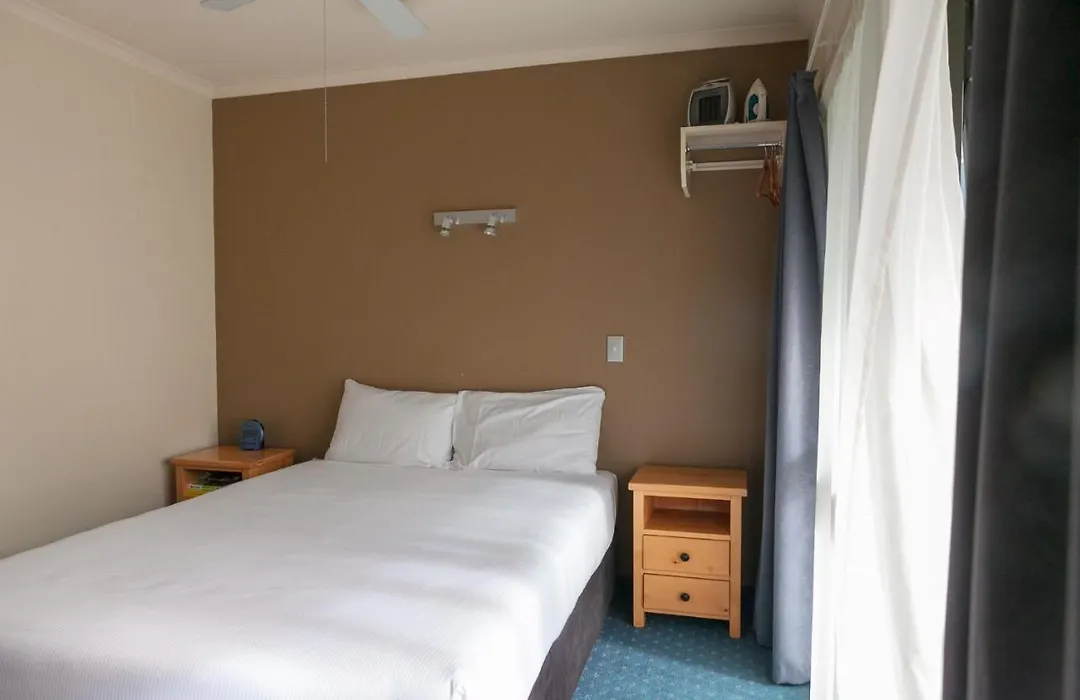 Stadium Motel-1