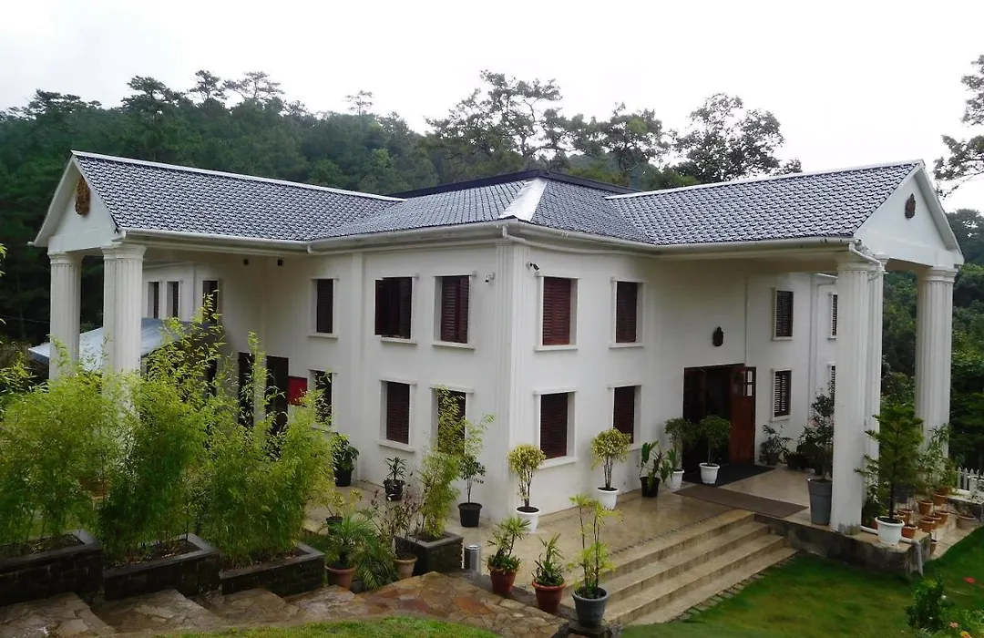 The Heritage Club - Tripura Castle Hotel And Spa-1