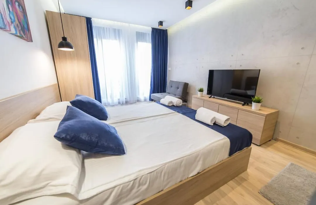 Empire Luxury Apartments-1