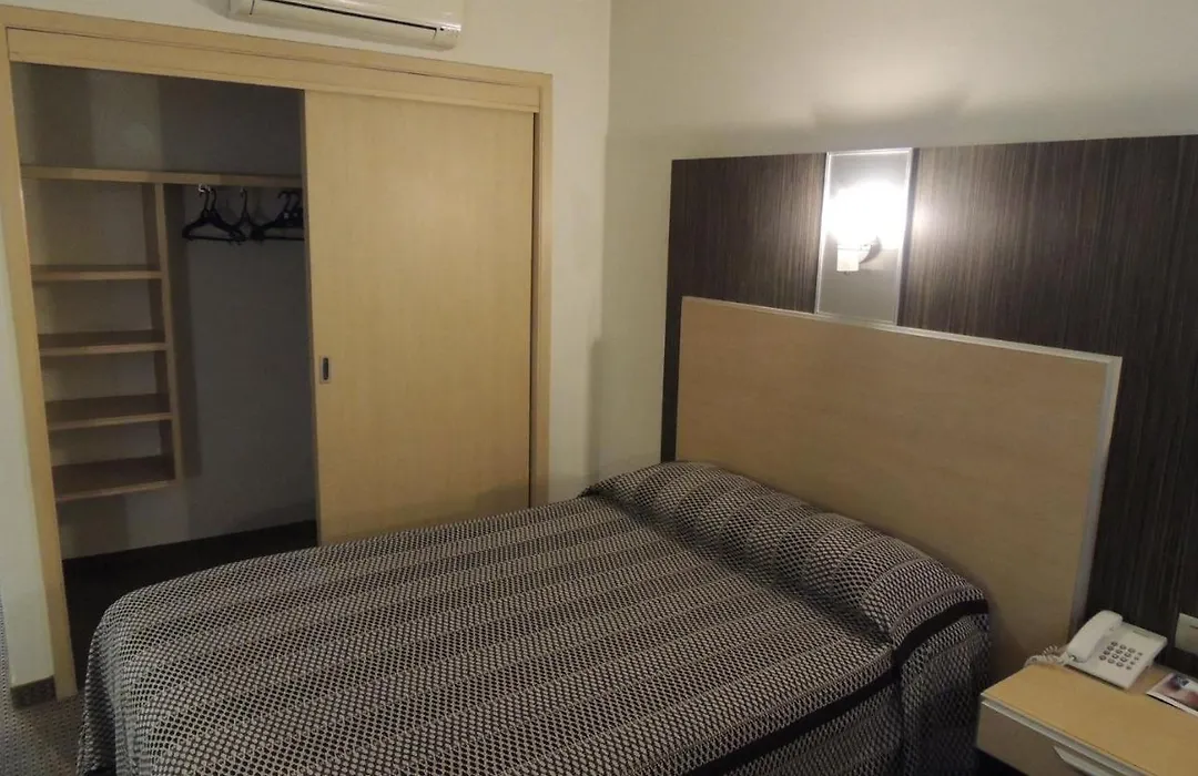 Lisboa Hotel-1