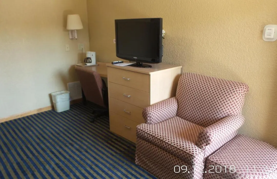 Rivers Edge Motel-1