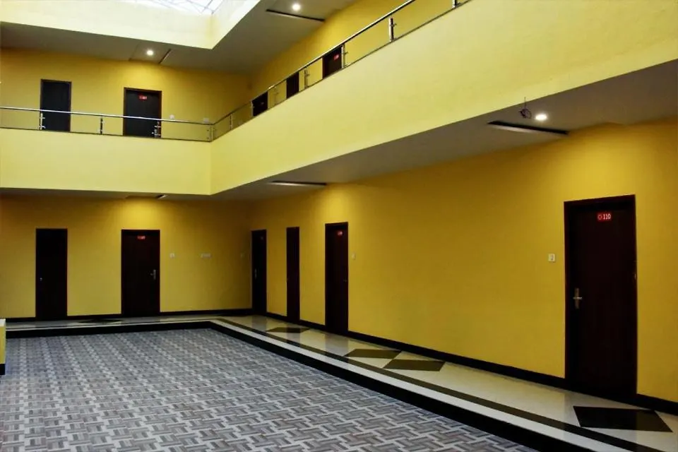 Hotel Varenya Inn-1
