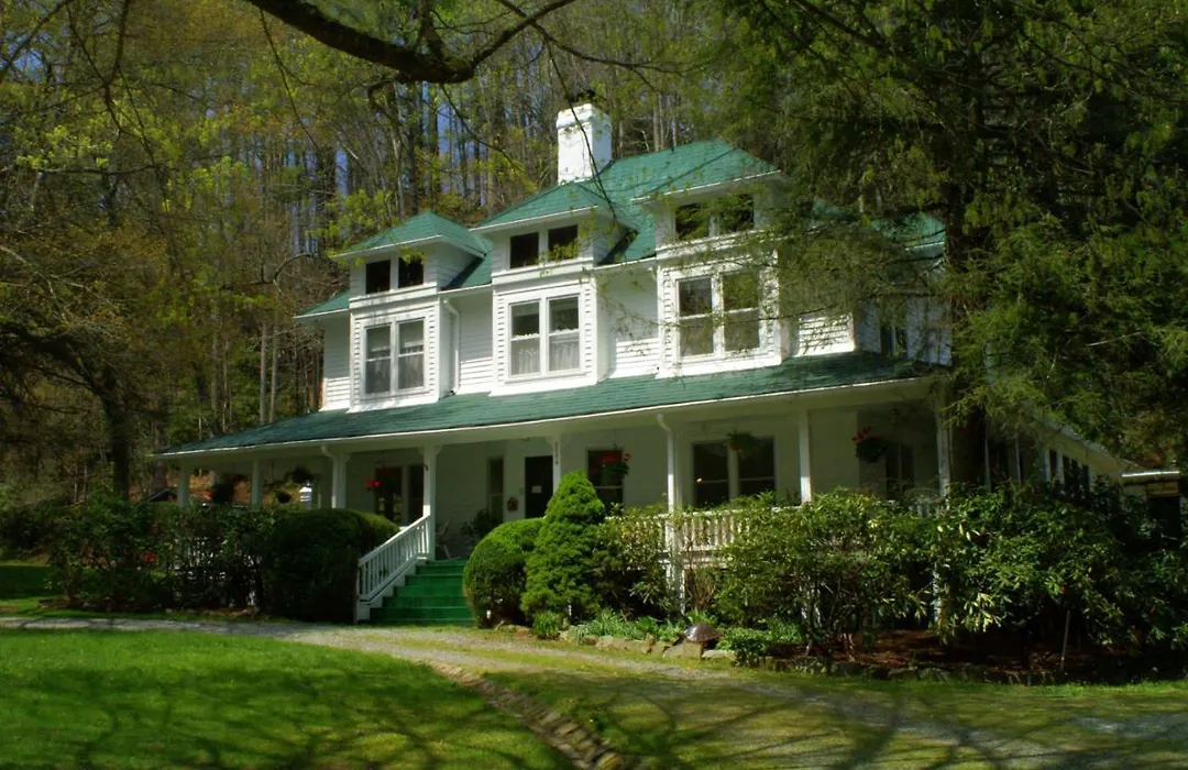 Taylor House Inn-1