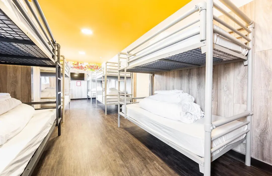 Euro Hostel-1