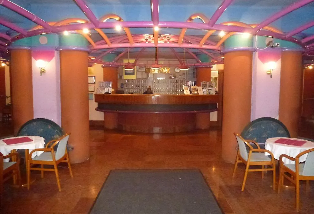 Hotel Ventura-1