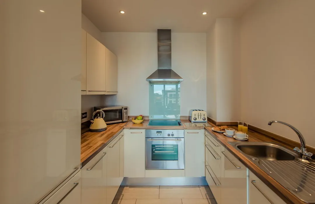 Premier Suites Dublin, Sandyford-1