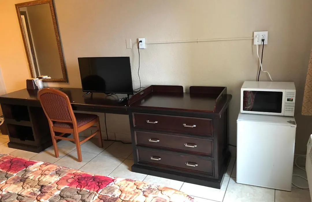Midtown Inn-1