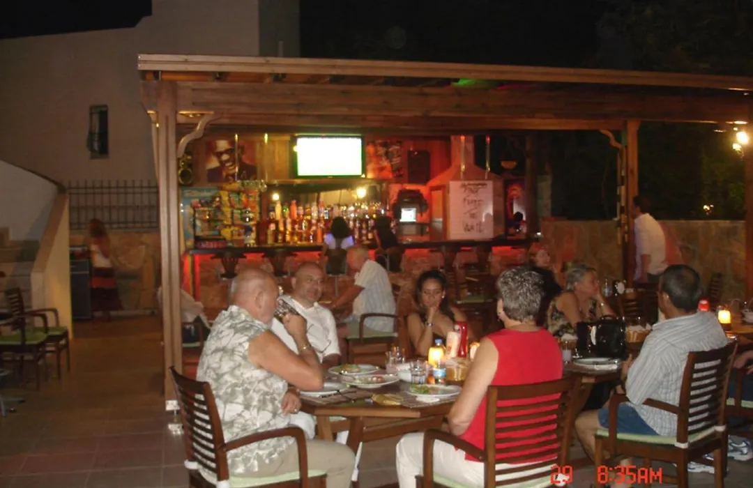 Lemon Tree Apart Hotel-1