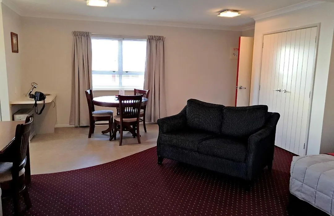 Touchwood Motor Lodge-1