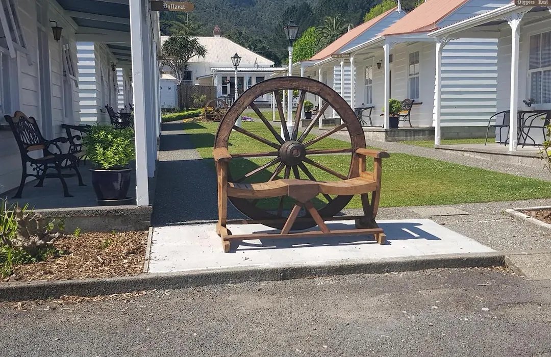 Coromandel Cottages-1