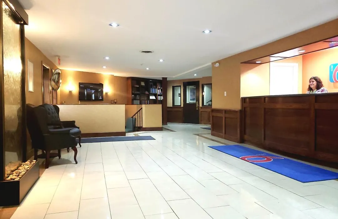 Motel 6-Trenton, On-1