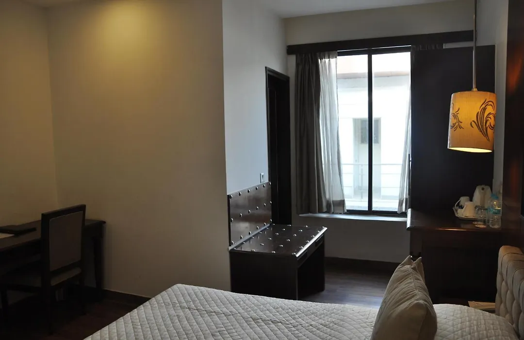 Amara Hotel Greater Kailesh-1