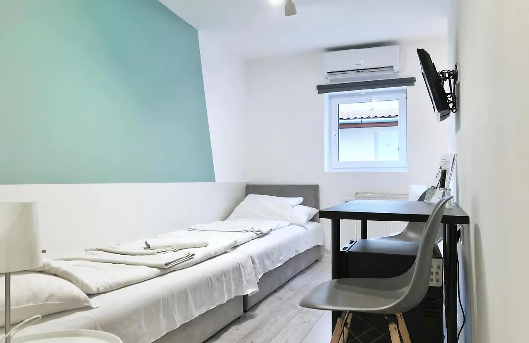 Chesscom Guesthouse-1