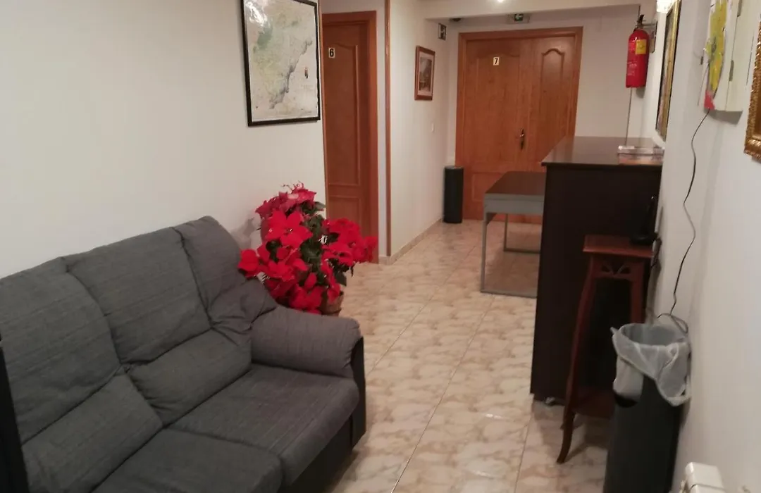 Hostal Residencia Taray-1