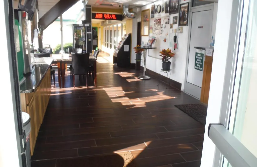 Budgetel Inn & Suites Hotel-1