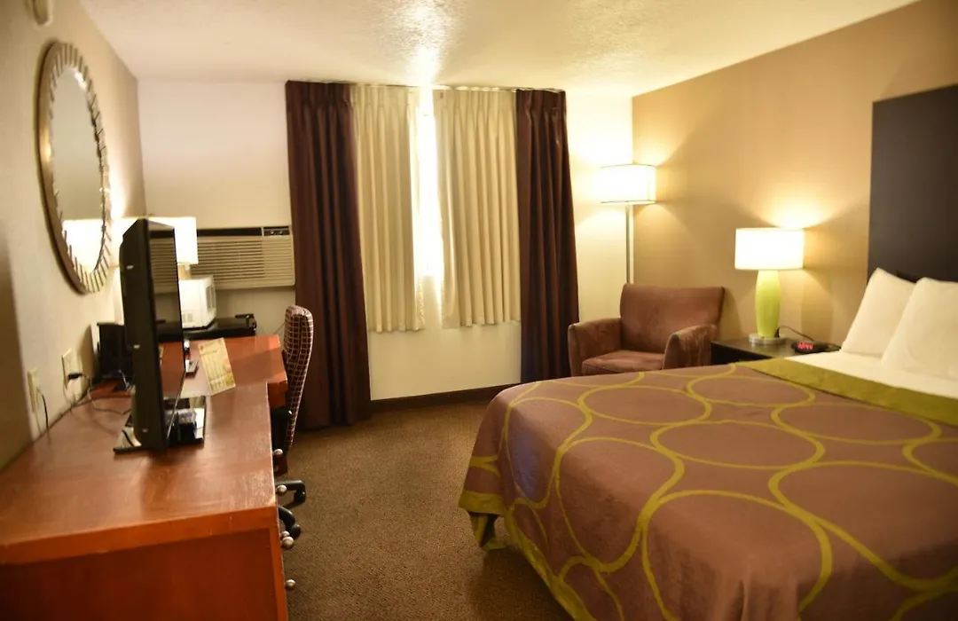 Super 8 By Wyndham Rapid City Rushmore Rd-1