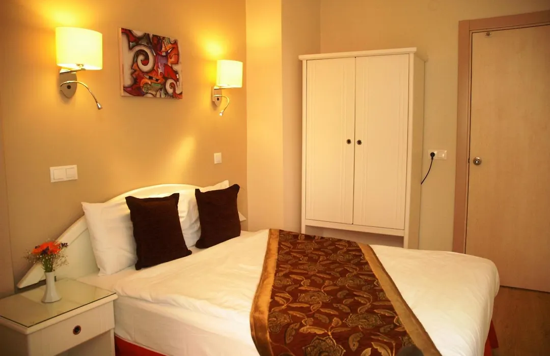 Suite Laguna Otel-1
