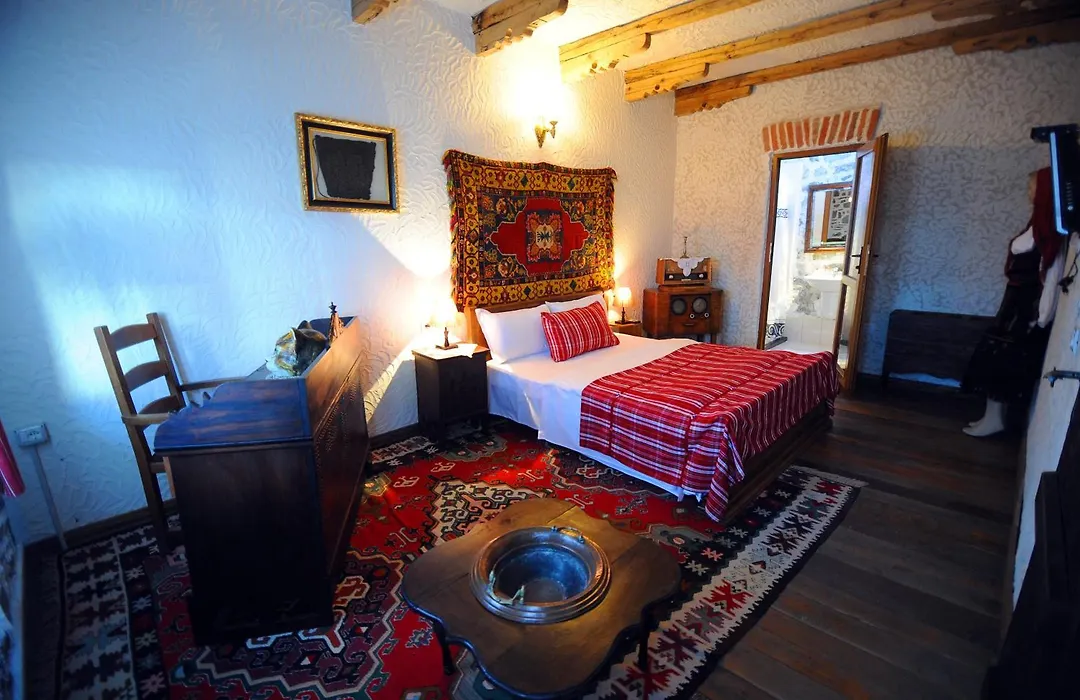 Hotel Tradita-1