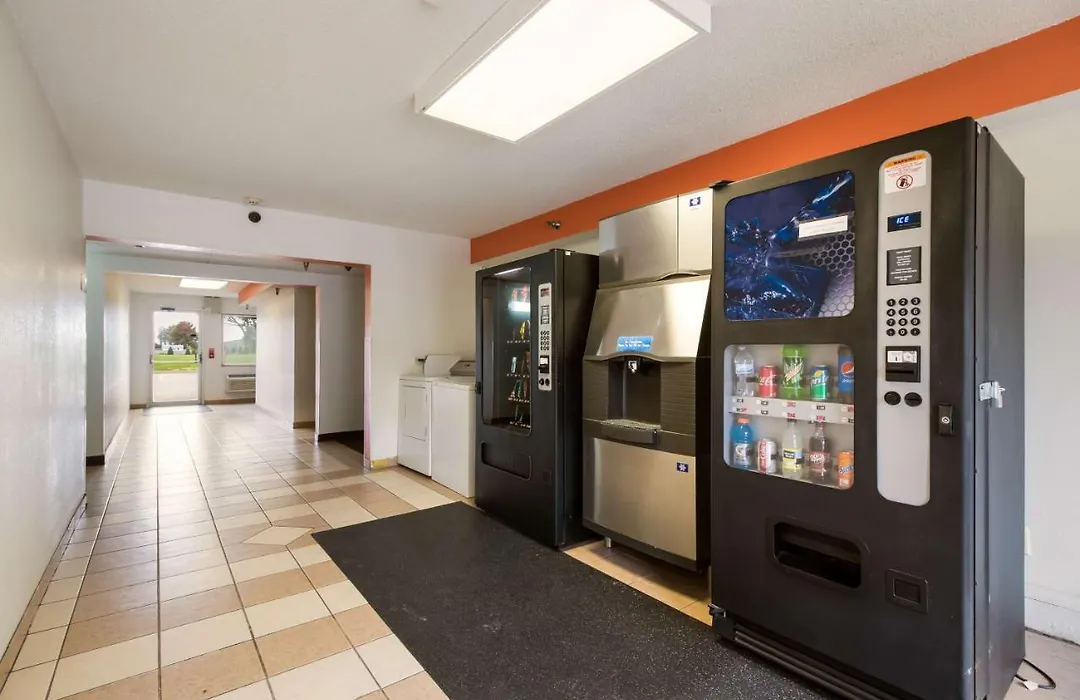 Motel 6-Davenport, Ia-1