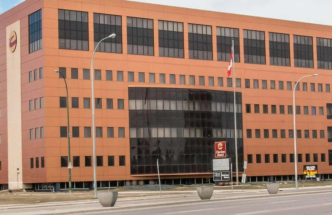 Clarion Hotel & Suites-1