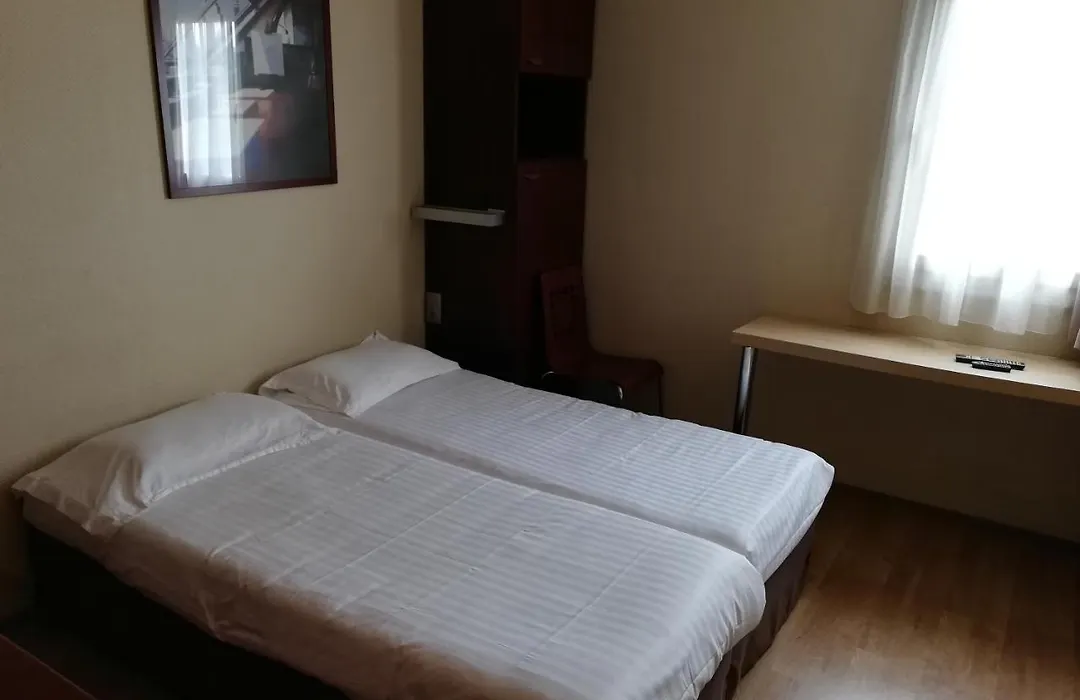 Le Relais De Palaiseau-1