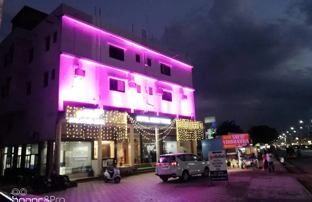 Hotel Neem Tree-1