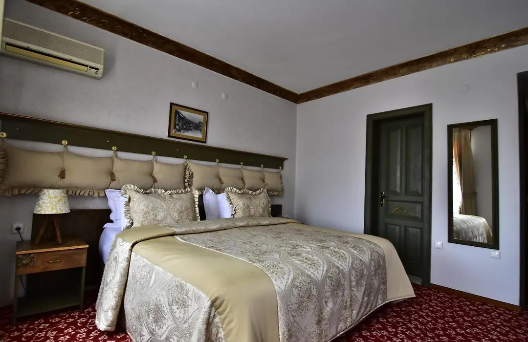Safran Hotel-1