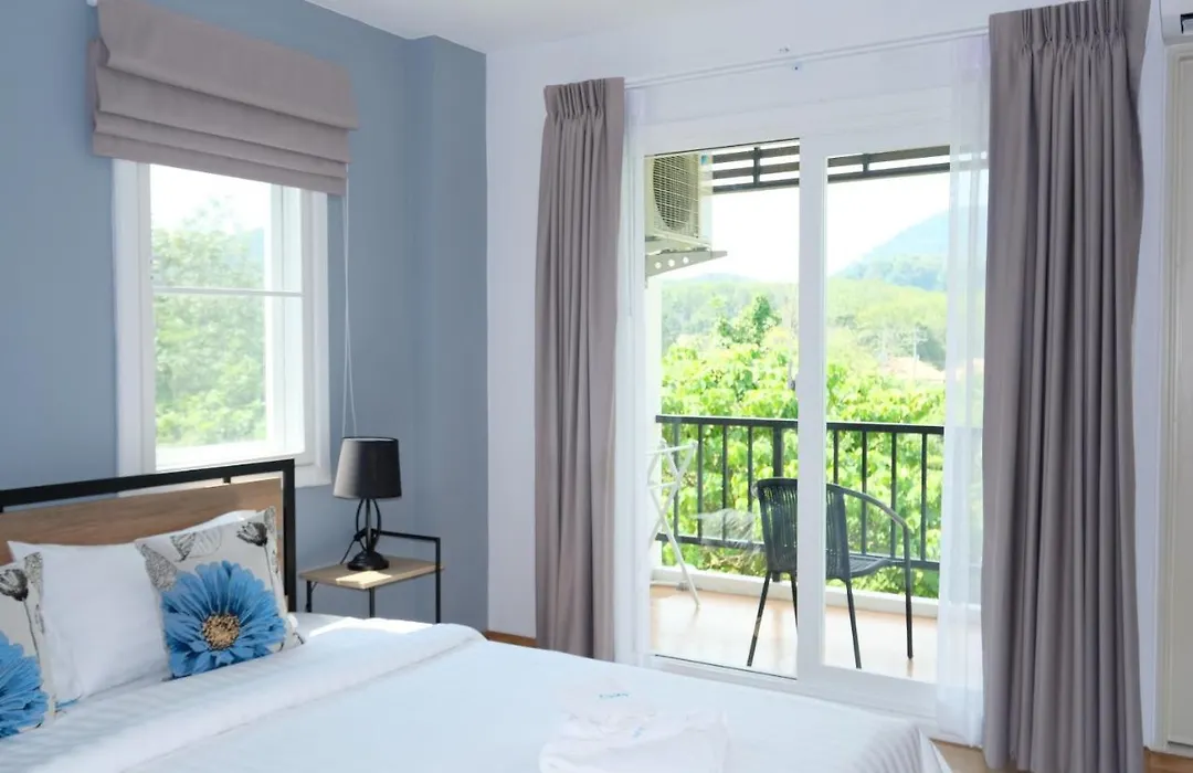 Living At Sphere Apartment-1