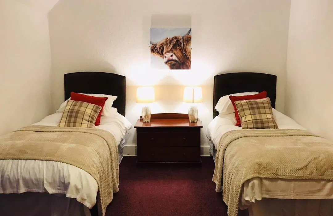 The Gordon Arms Hotel-1