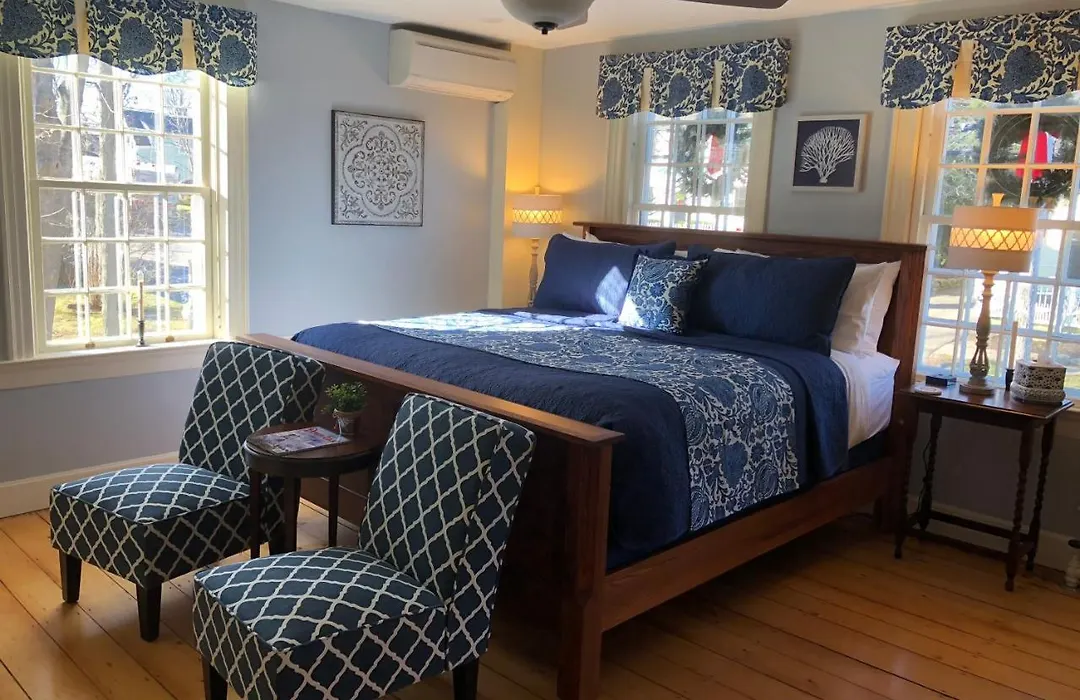 Captain Swift Inn-1