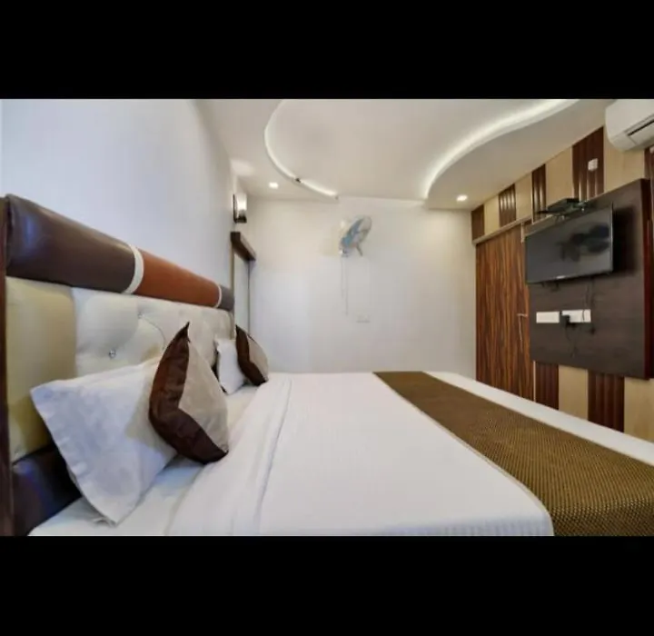 Hotel Krishna Residency Near Iskcon Temple-1