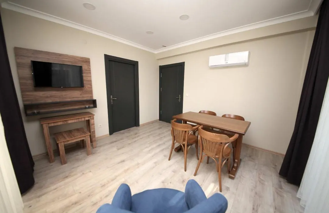 Corner Suite-1