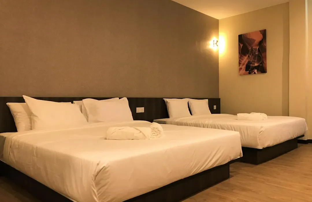 Gergasi Inn-1